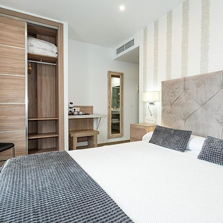 Hostal Boutique Aurora Nerja Ngoại thất bức ảnh