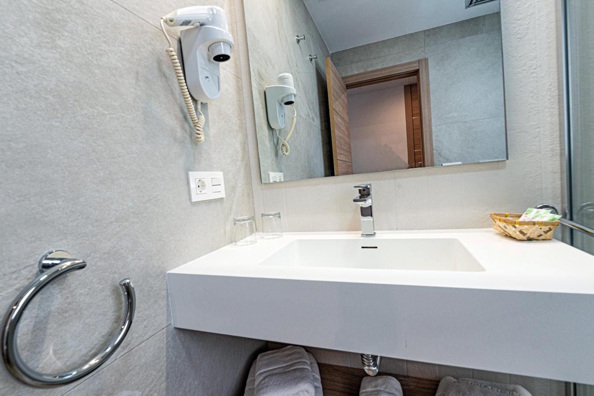 Hostal Boutique Aurora Nerja Ngoại thất bức ảnh